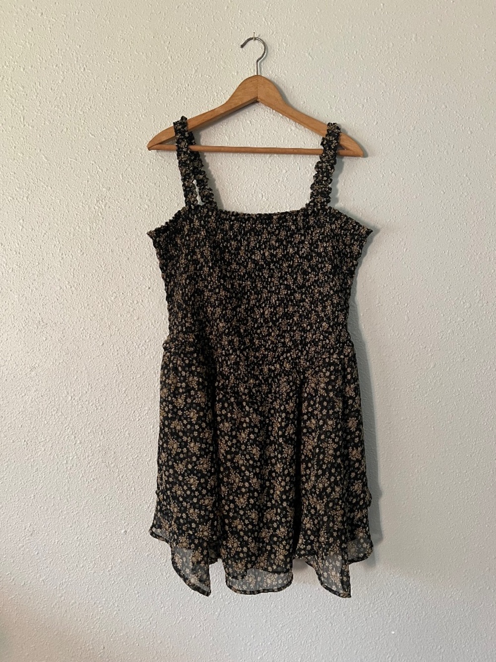 AE Smocked Handkerchief Hem Ruffle Floral Mini Dress XL